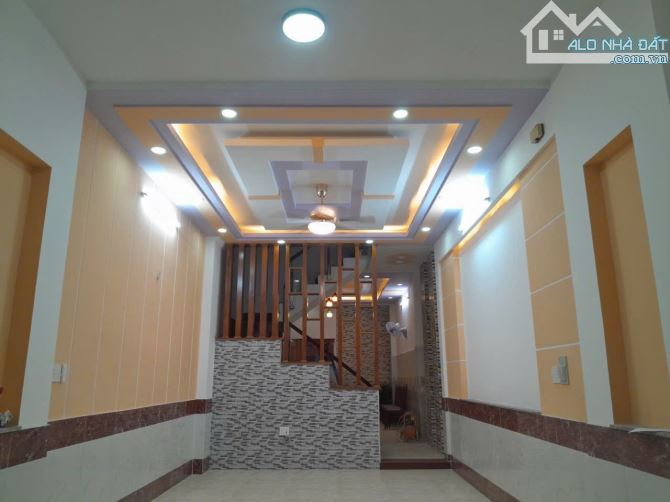 💥💥 NHÀ GẦN NGÃ 3 ĐÔNG QUANG  - TRẦN THỊ HÈ - ĐƯỜNG 8m XE HƠI THÔNG - 1