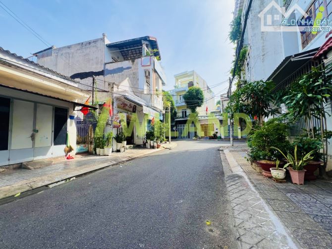 BÁN NHÀ MẶT TIỀN TRẦN BÌNH TRỌNG GẦN BIỂN P8 TP. VŨNG TÀU. 92M2 FULL THỔ CƯ GIÁ 9,5 TỶ TL - 1
