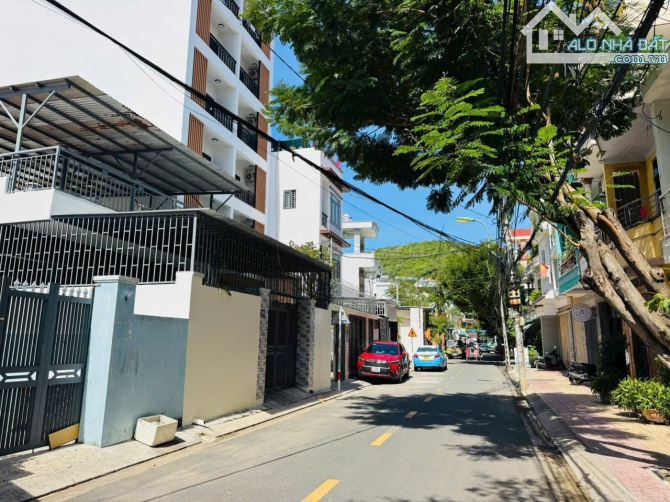 CẦN BÁN NHÀ CẤP 4 MẶT TIỀN ĐƯỜNG CAO VĂN BÉ GẦN BIỂN, TP NHA TRANG 13 TỶ - 1