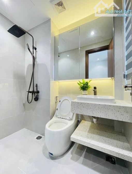 ✨ SIÊU PHẨM HỒ TÙNG MẬU – NHÀ ĐẸP 6 TẦNG – Ô TÔ ĐỖ CỬA – VÀI NHÀ RA PHỐ - 40M2 C.H.Ỉ 9.XT. - 1