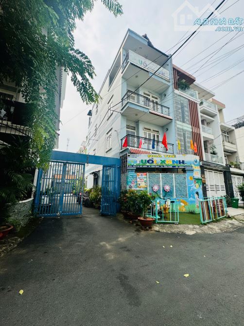 Gò Dầu: Hẻm nhựa 8m có lề rộng, đối diện công viên nội bộ. DT: 4.5x17m, vuông, nhà 4 tầng - 1