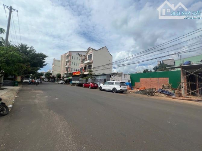 BÁN ĐẤT KINH DOANH – ĐƯỜNG PHẠM HÙNG 🔥 - 1