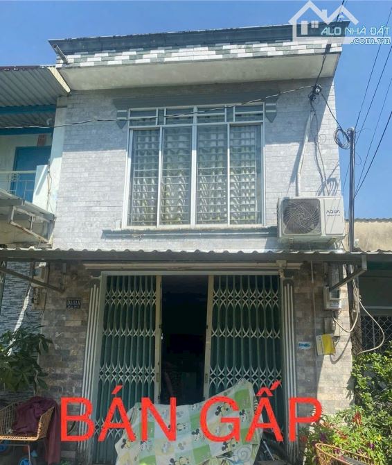 1,15 tỷ 💝Nhà đường Kênh A  Ấp 4 Xã Lê Minh Xuân, BC DT : 4 X 8.1 lầu, 2PN, 1WC giá rất nh - 1