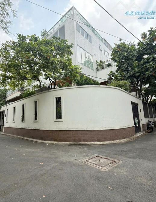 Bán nhà khu cư xá tự do - 1073 Cách Mạng Tháng Tám, p7,Tân Bình.DT: 18x25m - 3 lầu - 1