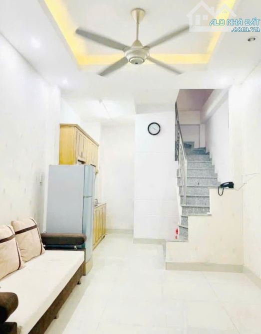NNC Trần kế Xương P7 Phú Nhuận 35m2 2 Lầu 2PN 2WC. Giá 13 triệu/ tháng - 1