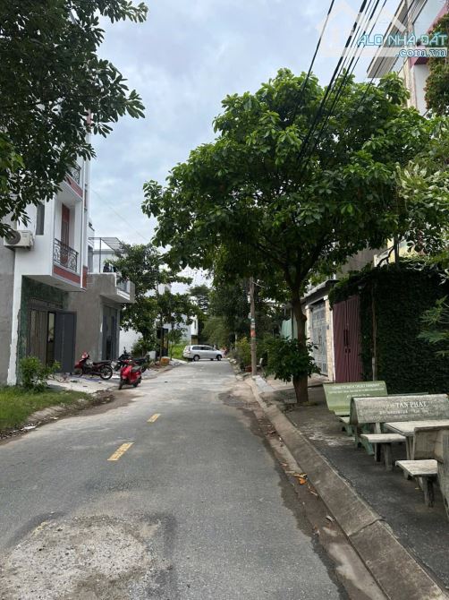 Bán Nhà Đường KDC Phú Lợi - Phạm Thế Hiển- 4.5m x 14.95m - 67.5m.2- 2 Lầu - 3PN - P7 Q8 - 1