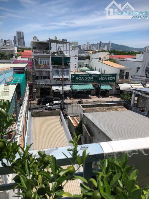 Nhà MT Lê Hồng Phong - Nam Nha Trang 149mv ngang 5, xây 3 tầng, sổ hoàn công, kinh doanh - 1