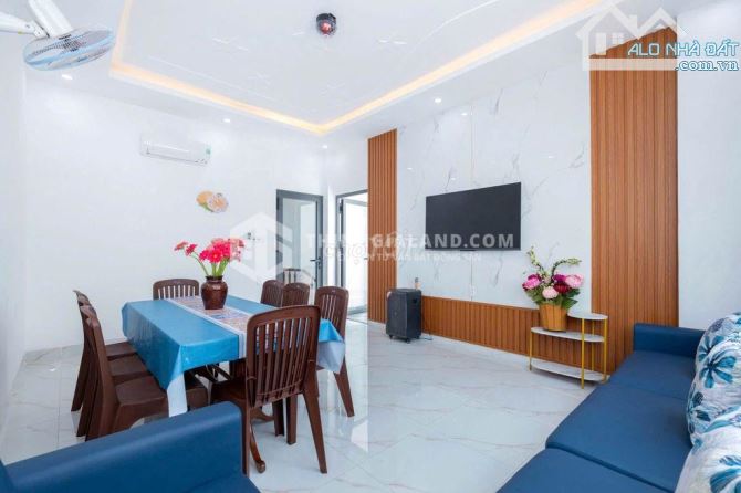 🏡 BÁN NHÀ NGHỈ DƯỠNG 1 TRỆT 3 LẦU_HẺM Ô TÔ_XÔ VIẾT NGHỆ TĨNH_P. THẮNG TAM_CHỈ 11.5 TỶ - 1