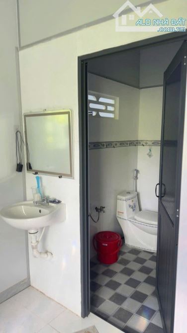 Bán căn nhà cấp 4 103m2 tại Tân Phú Trung giá 830 triệu SHR - 1