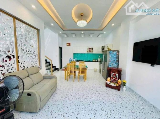Bán Nhà Góc 2 Mặt Tiền – Triệu Việt Vương, P4, Vũng Tàu – 66m² – Giá 6,8 Tỷ - 1