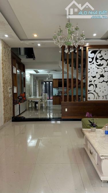 🔥 Nhà 3 tầng mặt tiền đường 7m5 NGUYỄN XÍ . Hoà Minh  - Dt : 125m2 ngang 5x25 - 1