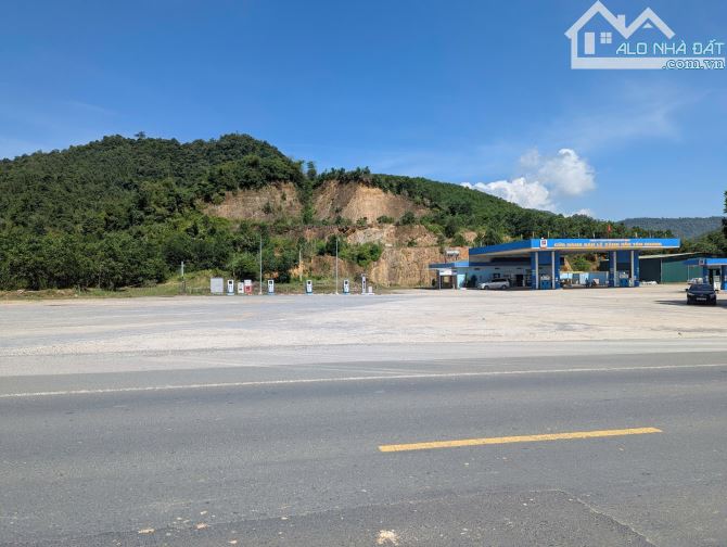 Nhỉnh 2 tỷ sở hữu ngay 232m2 đất, cách đường cao tốc HN-HB 100m,đối diện khu CN Quang Tiến - 1