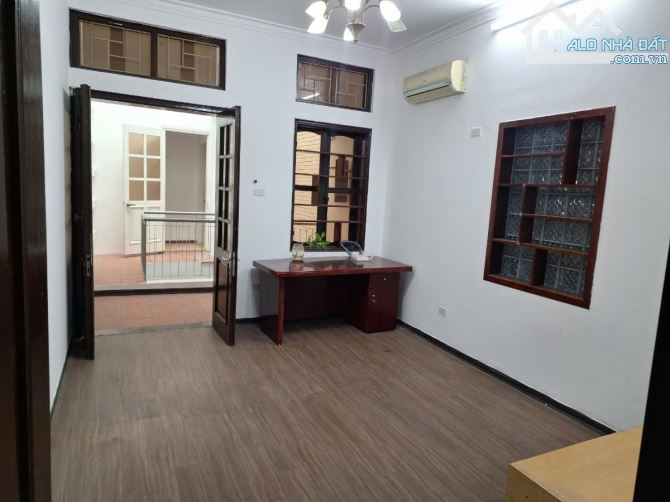 Vương thừa Vũ lô góc 2 mặt ngõ ô tô trong nhà 81m 4 tầng Mt 7m giá 20.2 tỷ - 1