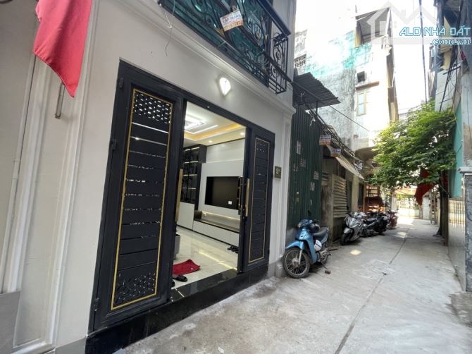 Vip phố Linh Nam dt 21/25 m. 5 tầng. 6.25 tỏi.ngõ oto tải quoay đầu 1 phút ra mặt phố - 1