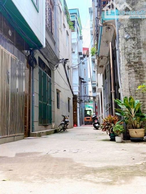 CỔ NHUẾ Giá đầu tư - 36m²/4 TẦNG DÂN XÂY - NỘI THẤT đẹp - Ô TÔ cách nhà 10m, chỉ 7,3tỷ - 1