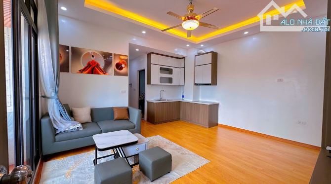 Bán căn tập thể tầng 2, 3 ngủ đủ công năng sửa đẹp ở ngay - 1