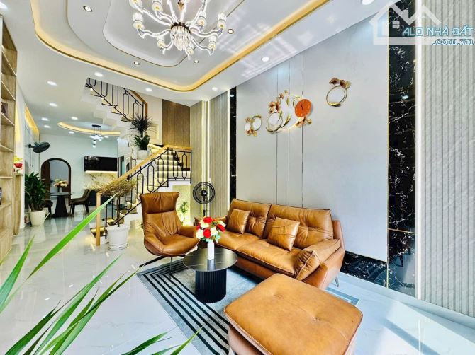 Ngộp! Bán nhà 50m2 Nguyễn Thị Nhuần, Q12 giá 2tỷ150. Gần cầu Đất Sét, hẻm 6m, sổ riêng - 1