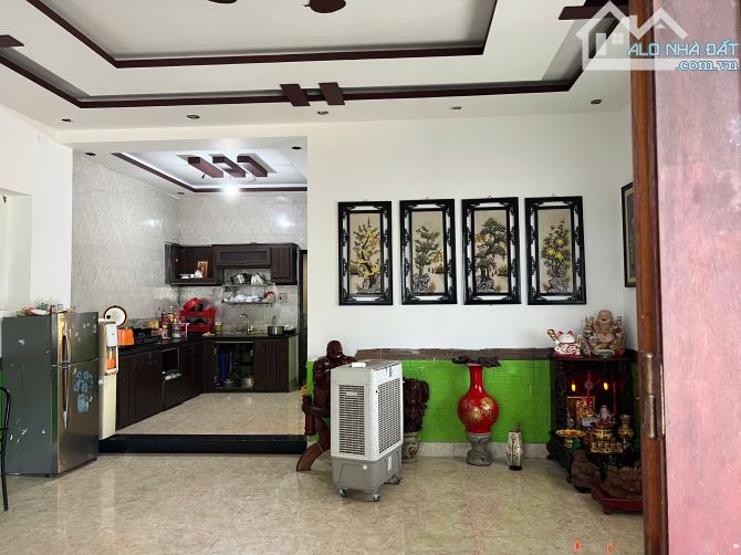Nhà lô góc 2 mặt tiền đường Trần Văn Giàu - 1