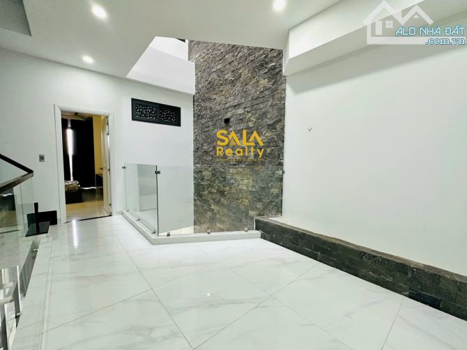 Nhà 3 tầng 1 tum mới đẹp, nội thất Luxury trong KĐT Ân Phú - đối diện công viên - 1