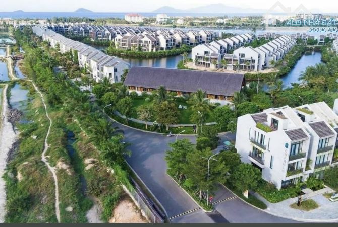 Bán BT Nghỉ dưỡng Casamia Hội An. Dt 268m2, 3t, 10m . Giá chào 20.5 tỷ - 1