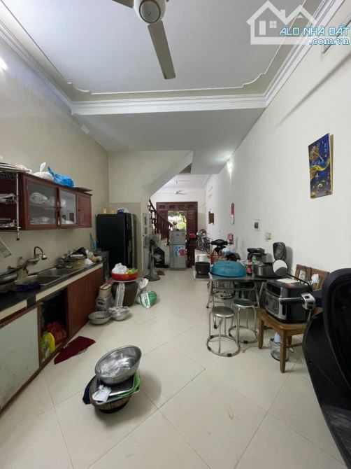 BÁN NHÀ DỊCH VỤ DỌC BÚN 1, LA KHÊ, PHÂN LÔ OTO TRÁNH, VỈA HÈ, DT 50M, GIÁ 15 TỶ, KINH DOAN - 1