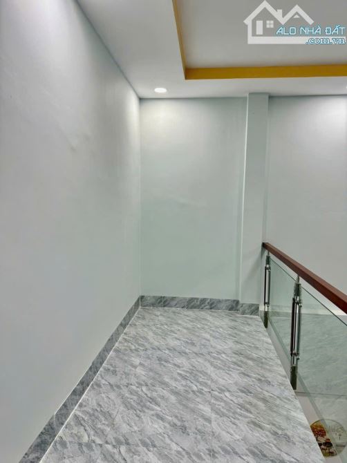 🔥🔥CHÍNH CHỦ GỞI - NHÀ 2 TẦNG MỚI TINH - 97M2 - BÙI CÔNG TRỪNG - ĐÔNG THẠNH - HẺM XE HƠI - 1