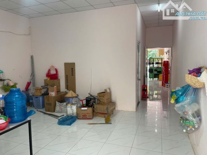 🌈🌈🌈 cần bán nhà mặt tiền Phạm Ngũ Lão: - DT: 4,9x23,5m. Nở hậu 5,2m. - Pháp lý: - 1