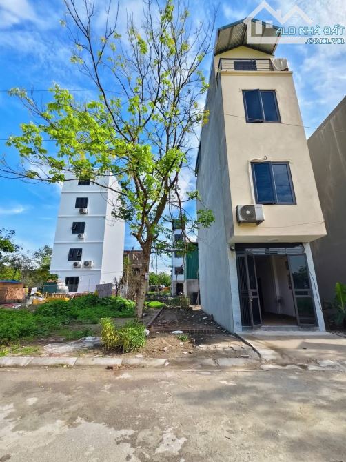 Bán đất tđc Liên Ninh - Thanh Trì 30m2 mt 3m, đã có sổ, phân lô, vỉa hè, ô tô tránh - 1