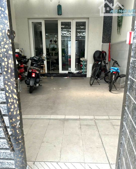 Bán Nhà Hẻm Ô Tô 6m Huỳnh Văn Bánh Phú Nhuận - 60m2 - 5 Tầng - KD Đỉnh - Chỉ 11Tỷ. - 1