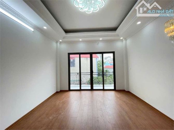 ✨ BÁN NHÀ Sài Đồng – Chu Huy Mân – 71m² – 4 tầng – 8,9 tỷ – Tổ ấm cho gia đình nhỏ - 1