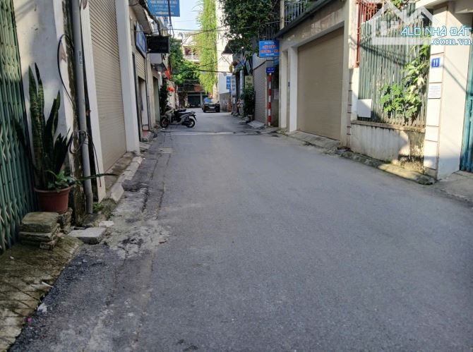 Bán đất Phố Trạm, Long Biên 52m2, mt 4m, ô tô vào đất, 9.5 tỷ - 1