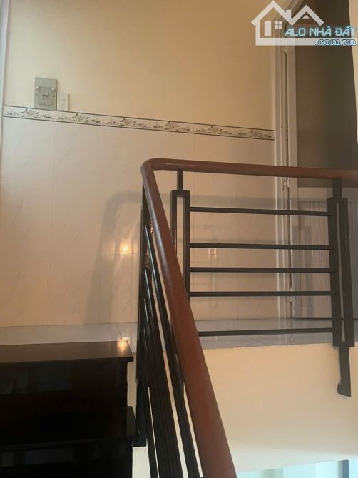 Nhà nguyên căn - chính chủ cho thuê tại Quận 7 - Miễn tiếp môi giới - 1