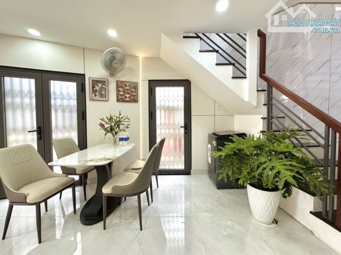 NHÀ SIÊU ĐẸP MẶT TIỀN DUY TÂN, P15, PHÚ NHUẬN, 2 TẦNG, 39M2, NỞ HẬU 4.5M, CHỈ 6.3 TỶ TL - 1