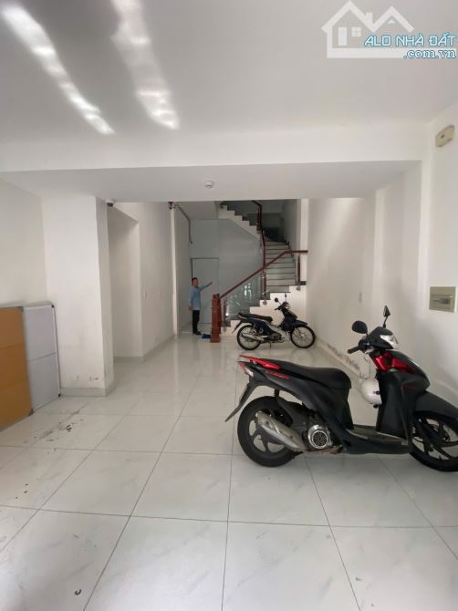 NHÀ HẺM 6M NGÔ QUYỀN, P5, QUẬN 10, DT:4.6x14m, 5TẦNG, GIÁ11.45 TỶ - 1