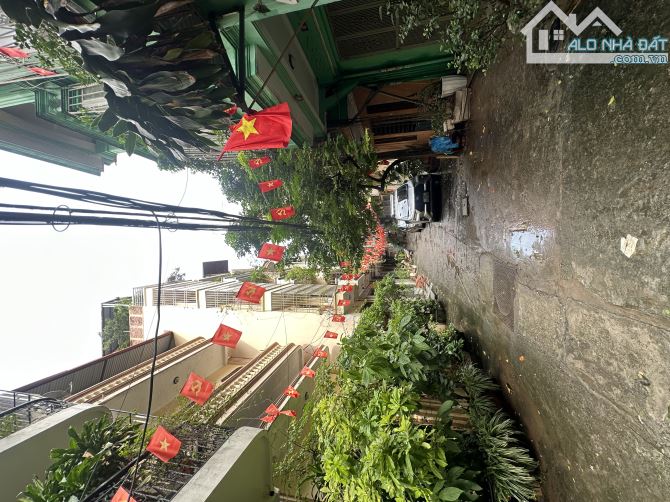 CỰC HIẾM, 10.9 TỶ PHÂN LÔ PHỐ NGHĨA TÂN 2 OTO TRÁNH DỪNG ĐỖ NGÀY ĐÊM CÁCH PHỐ ĐÚNG 50M - 1