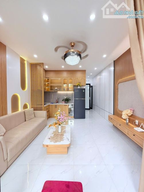 📌📌📌LÀM VIỆC TRỰC TIẾP GIÁ TỐT !!! Bán Nhà 2 tầng  k424/ Lê Duẩn - 1