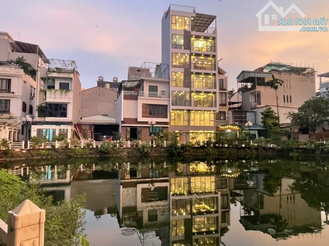 Bán nhà Ngọc Thuỵ, Bồ Đề, View hồ, Ô tô tránh, vỉa hè, mặt tiền rộng, thang máy, giá 23 - 1