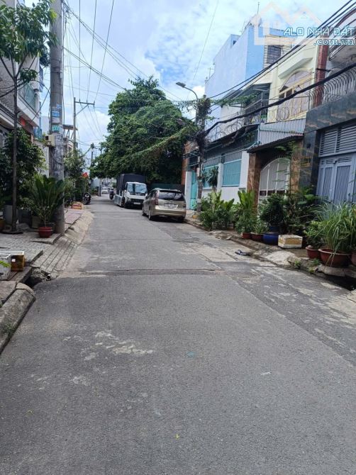 Ngộp Tô Hiệu - Hòa Bình 60m2 - HXH 6m THông - 2 tầng - 1