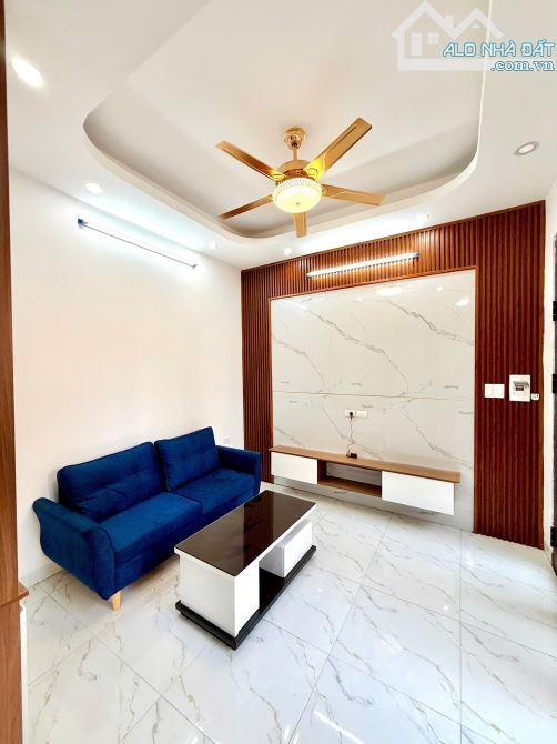 NHÀ MỚI ĐẸP KINH KOONG, Ô TÔ ĐỖ CỔNG, 30M2,5 TẦNG, AN SINH ĐỈNH. - 1