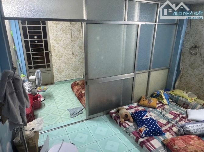 4,8 Tỉ - 60 m2 Công Nhận, Hẻm VF3, Bùi Quang Là, kế Emart Phan Huy Ích, kế hẻm thông - 1