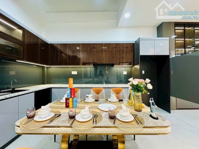 🔥[QUẬN 10] TÔ HIẾN THÀNH - 90M2 - NỞ HẬU - NGANG 6.5M - 4 TẦNG - NHỈNH 11 TỶ🌹 - 1