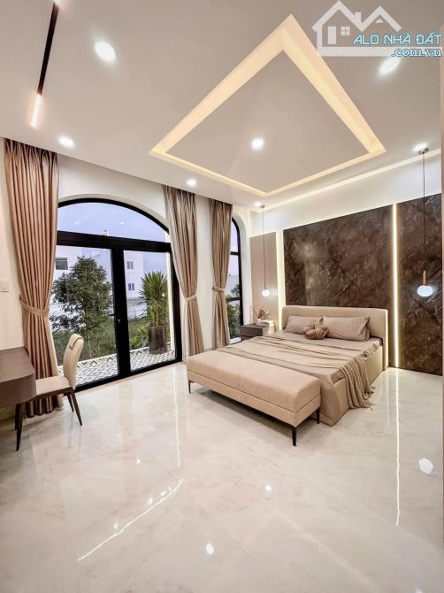 BÁN NHÀ 3 TẦNG FULL NỘI THẤT KDC HỒNG LOAN - GIÁ TỪ 5,8 TỶ - 12