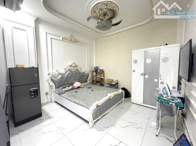 Khu VIP hẻm 8m có công viên nội bộ Phường Tân Sơn Nhì 4x18m, nhà 1 trệt 2 lầu, sân thượng - 12