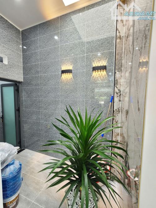 🏠 Bán nhà 1 trệt 2 lầu – KDC gần vòng xoay An Phú, P. An Phú, Tp. Thuận An - 7 Tỷ 3 TL - 13