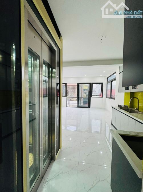 BÁN NHÀ PHÂN LÔ LÊ TRỌNG TẤN - THANH XUÂN 65m2 - 5T THANG MÁY - MT 5m - 19.7 TỶ - GARA ÔTÔ - 13
