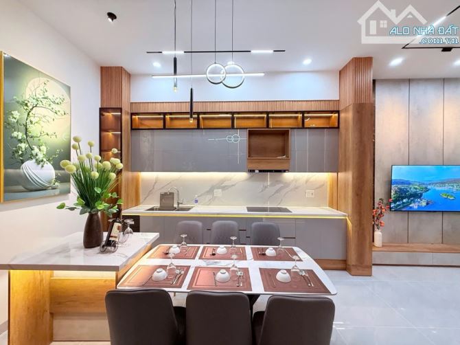 Bán Nhà Đẹp 3 Tầng, Ngay Ngã Tư Hồ Tùng Mậu & Hoàng Thị Loan - Vị Trí Vàng, Nội Thất Cao C - 14