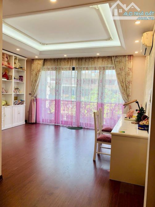 Cho thuê nhà Khu Tổng Cục V, Hà Đông, 100m2, 5 tầng, thông sàn, 25tr - 14