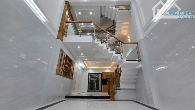 🏡 Bán Nhà Đường Tỉnh Lộ 10, Hẻm Ô Tô, Vừa ở Vừa KD, 52m2, 5 Tầng, 5 PN, 6 WC - 14