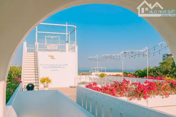 BÁN SIÊU VILLA NGHỈ DƯỠNG SANTORINI – KHU BT SỐ 1 TUẦN CHÂU  DT 520m², 3T MT13  giá 24.8 t - 16