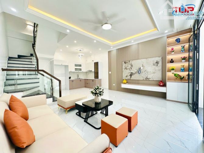 🌳Bán nhà 3 tầng ngõ 379 Miếu Hai Xã - Hồ Sen - Lê Chân - 2